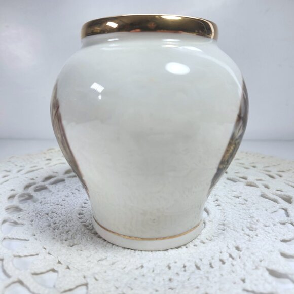 Crown Devon Porcelain Vase Cries of London Victorian Style Staffordshire… - Picture 5 of 9